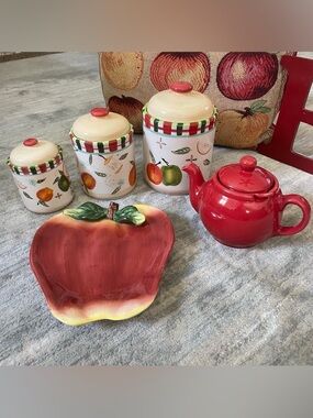 Apple Canister Set Kitchen Decor 🍎 Red Farmhouse Storage Matching Set